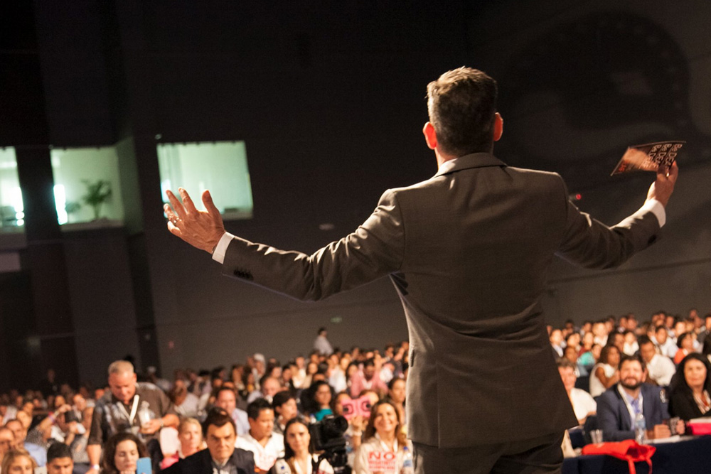 corporate motivational speaker