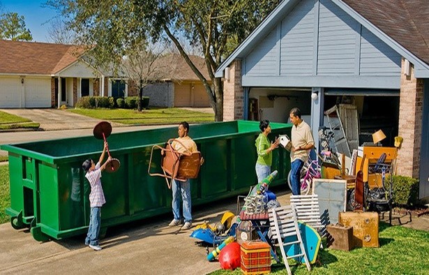 Clear Options for Getting Rid of Clutter: A Look at Curbside Convenience and Full Collection Services